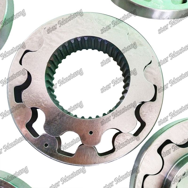 Yağ pompası V3300 V3800 F5802 1C010-35070 Kubota motor tamir parçaları için uygundur