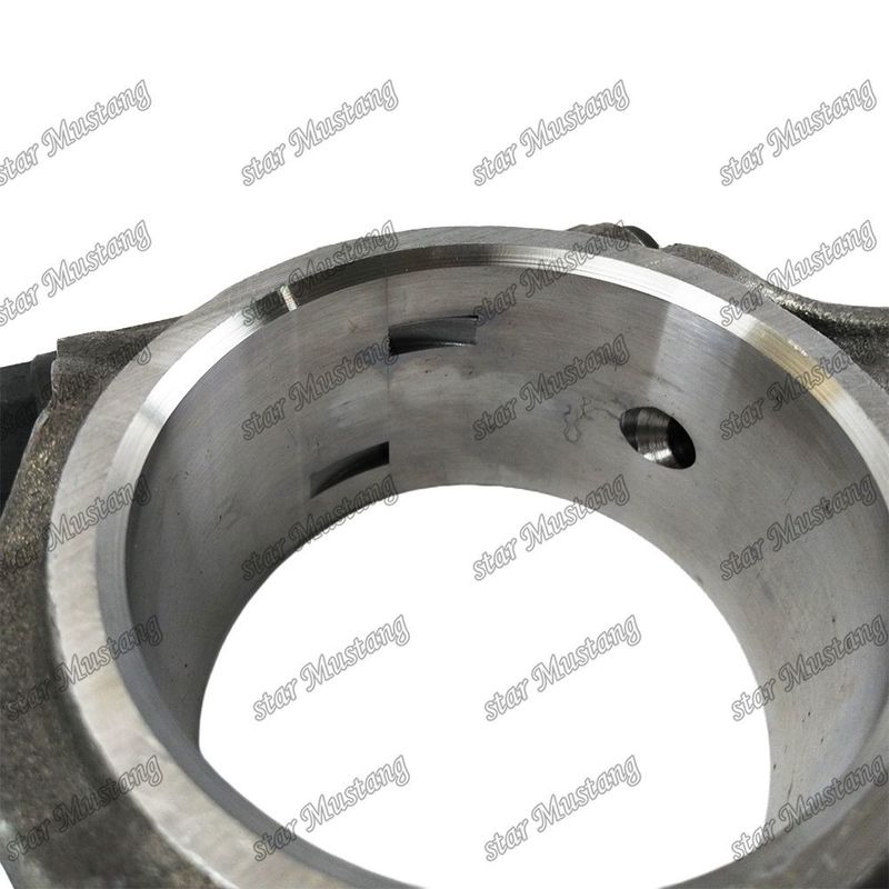 Gemi Motoru Bağlantı Çubuğu 4D31 6D31 Mitsubishi Geliştirilmiş Dayanıklılık için Staggered Beveled ME012265