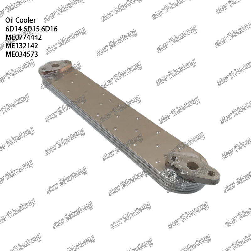 Yağ soğutucu 6D14 6D15 6D16 4 adet ME0774442 ME132142 ME034573 Mitsubishi Motor yedek parçaları için