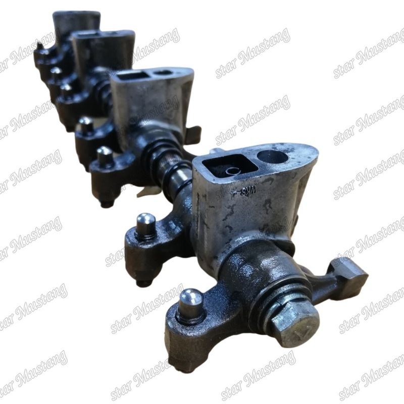 Yüksek talepte bulunan V2403 Ayrılmış Araç için stok dizel motor tipi salkımlı kol montajı
