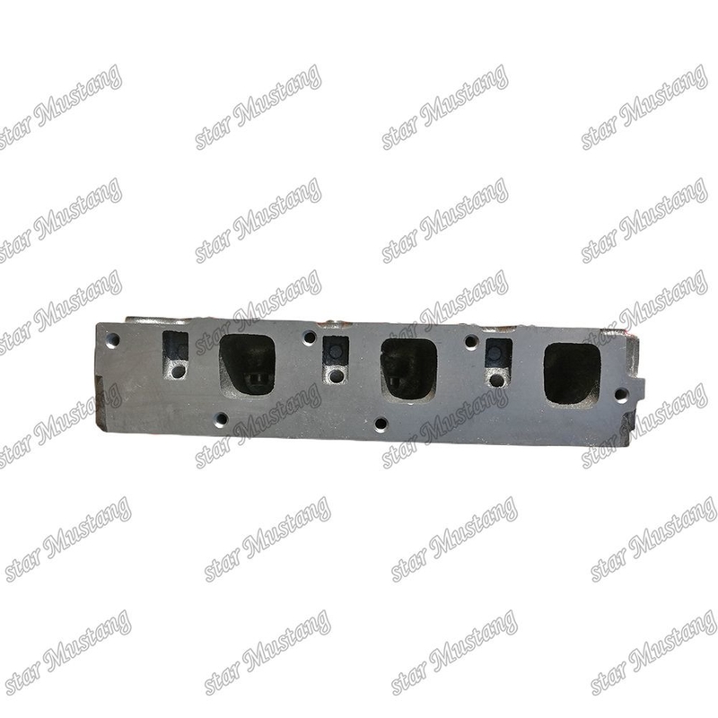 Silindir kafası D1302 D1402 17325-03044 17325-03040 17331-03040 17331-03045 KUBOTA Motor Parçaları İçin Uygundur